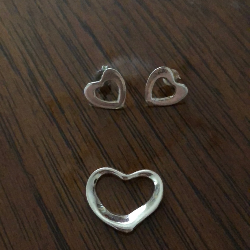 Vintage Open Heart Earrings and Pendant Set💕